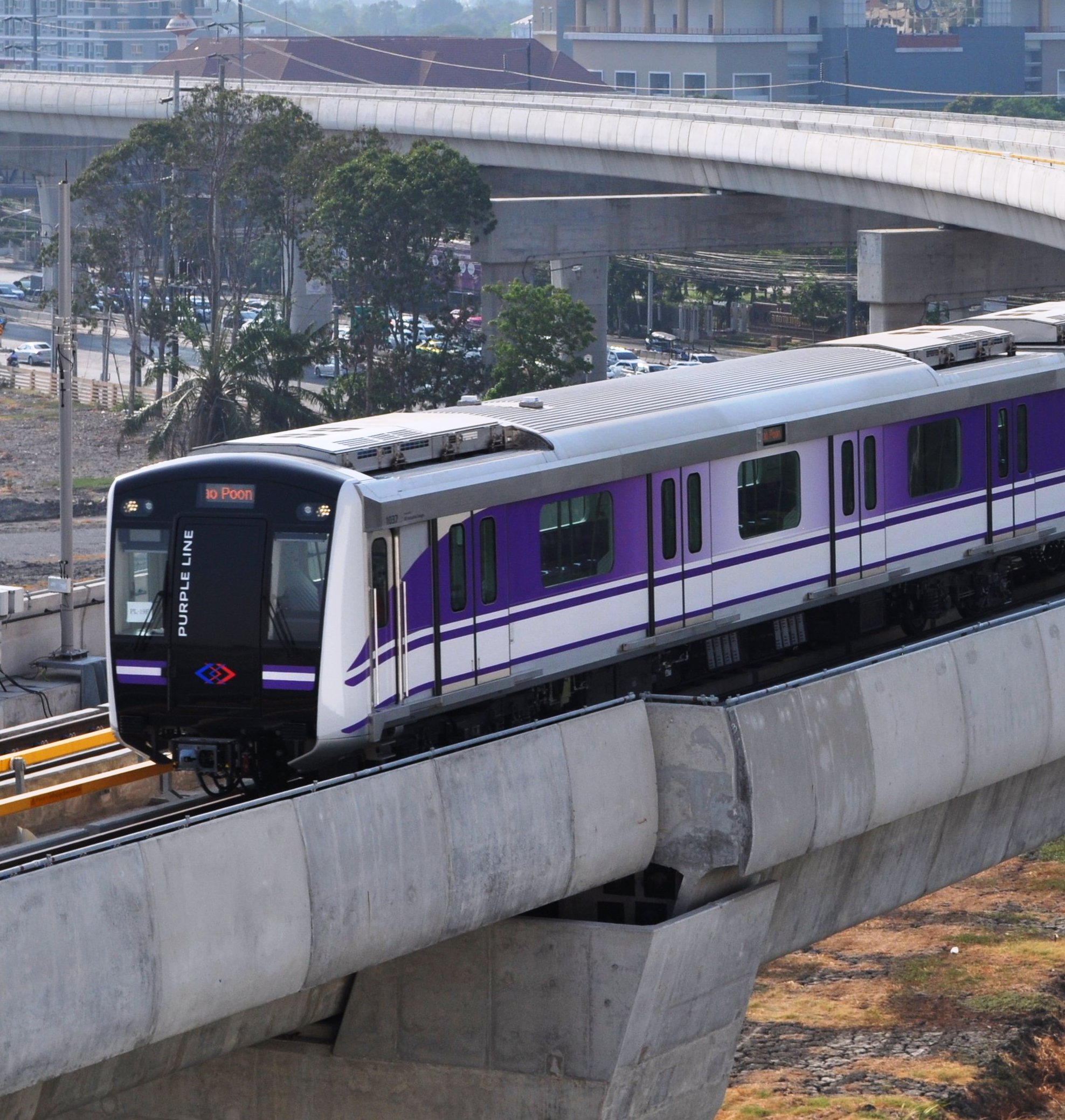 タイ・バンコク　パープルライン向け車両の画像