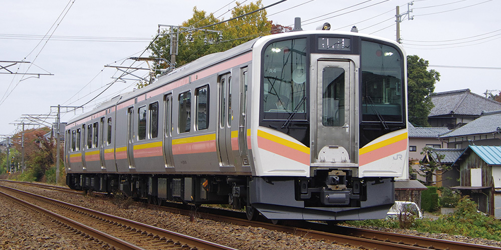 東日本旅客鉄道　E129系