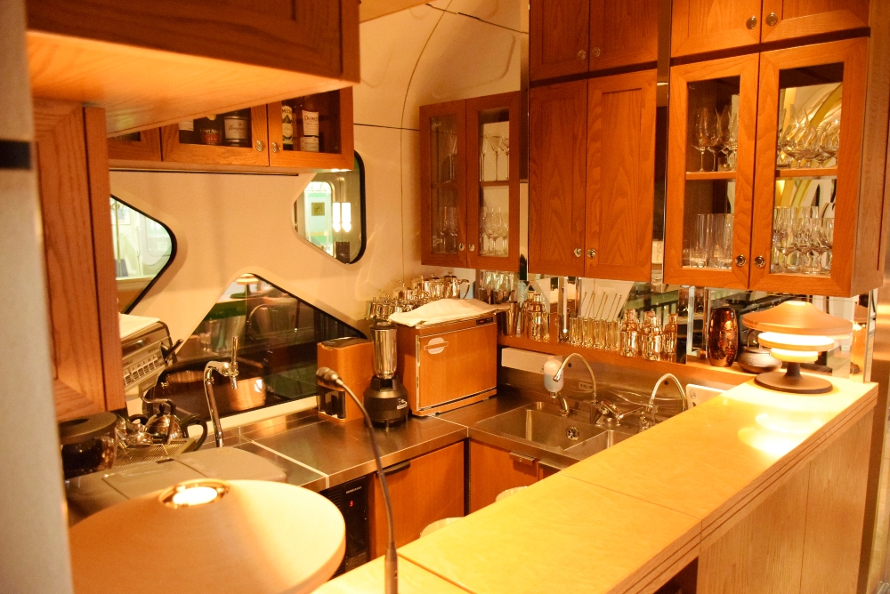 東日本旅客鉄道　E001形