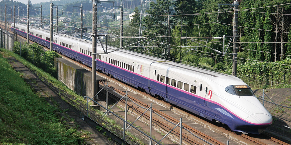 東日本旅客鉄道　E2系