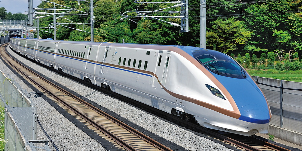 東日本旅客鉄道　E7系