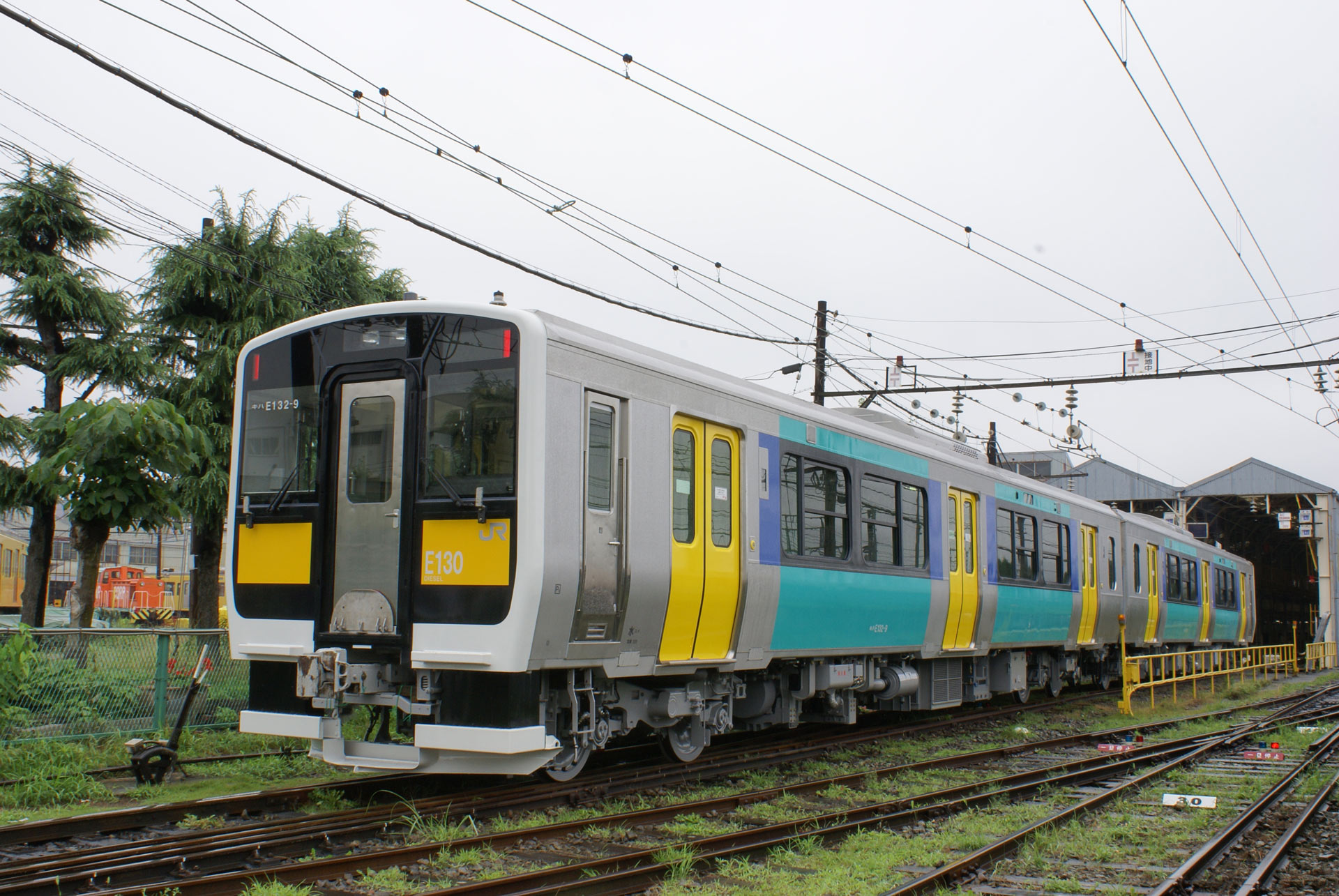 東日本旅客鉄道　キハE130系