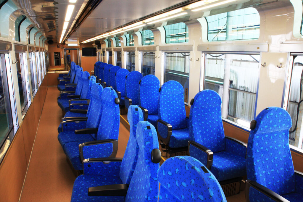 東武鉄道　634型　車内