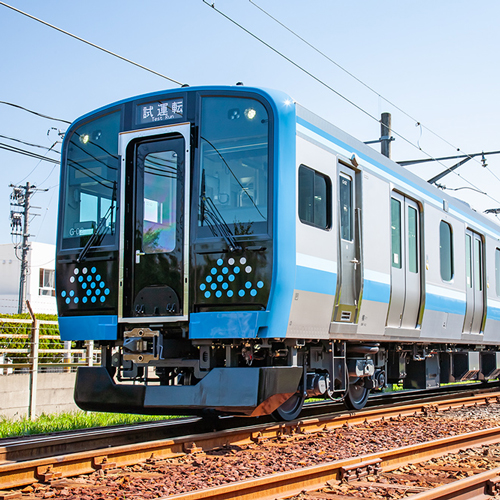 東日本旅客鉄道　E131系