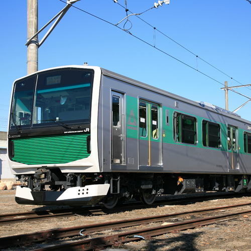 東日本旅客鉄道　EV-E301系