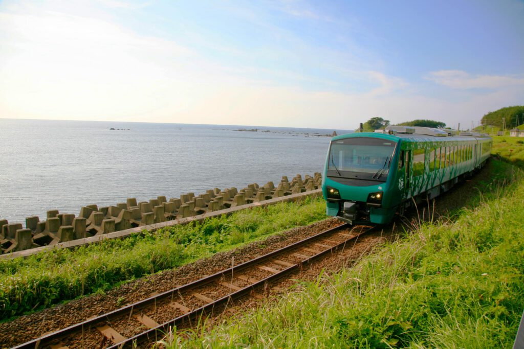 JR East Series HB-E300