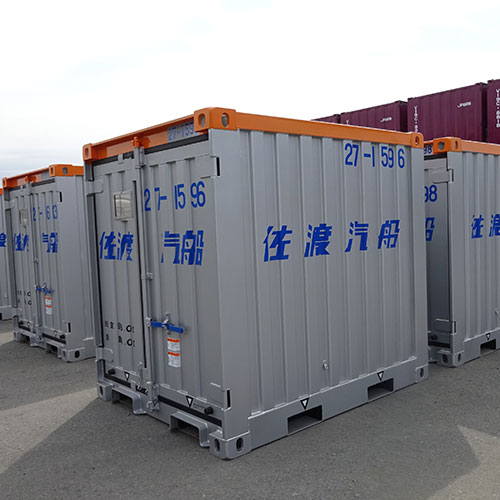 佐渡汽船　2ｔ積み保冷コンテナ